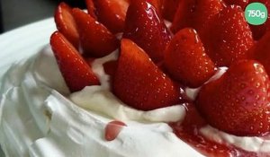 Pavlova aux fraises traditionnelle