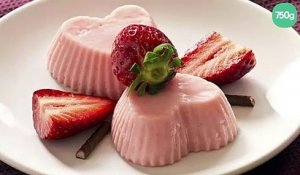 Cœurs de panna cotta à la fraise