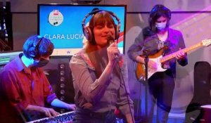 Clara Luciani en live dans Le Double Expresso RTL2 (16/04/21)