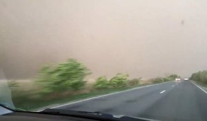 Cette tempête en Roumanie est digne de la fin du monde