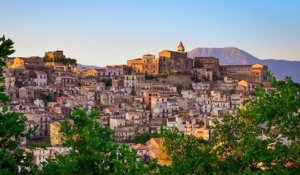 Des maisons mises en vente à un euro en Sicile, pour repeupler un village