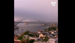 Les images de Sydney enveloppée dans une épaisse fumée de brûlis