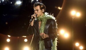 BRIT Awards : Harry Styles surprend ses fans avec un accent semi-américain