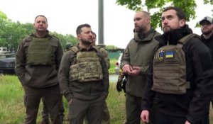 Guerre en Ukraine : la "défense absolument héroïque" du Donbass se poursuit, selon Zelensky