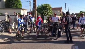 Romilly : départ du tour du monde à vélo de Pascal Berthier