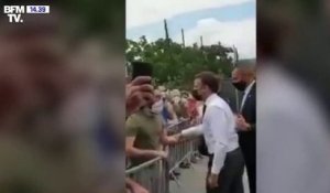 Emmanuel Macron giflé en déplacement dans la Drôme