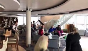 Une croisière en pleine tempête sur le navire Viking Sky... expérience éprouvante