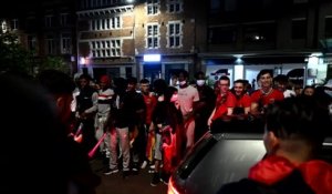 Belgique-Portugal: les supporter fêtent la victoire des Diables rouges dans les rues de Namur