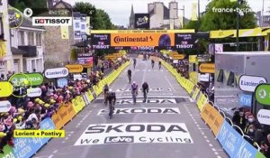 Tour de France 2021 : Caleb Ewan et Peter Sagan au tapis, Tim Merlier en vainqueur... Revivez l'arrivée de la 3e étape à Pontivy