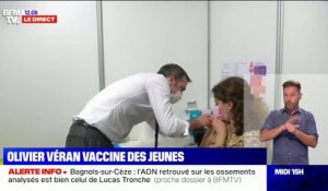 Olivier Véran vaccine une jeune patiente