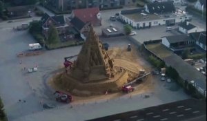 Le record du plus haut château de sable du monde a été battu au Danemark