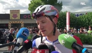 Tour de France : "J'ai jamais vécu ça", Kung épuisé et à terre après l'étape 12