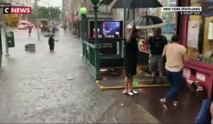 Les rues de New York inondées