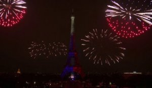 14-Juillet: les plus beaux moments du feu d'artifice tiré depuis la Tour Eiffel