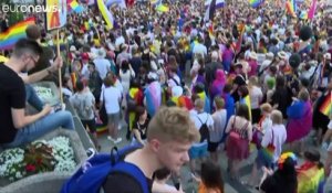 Bruxelles passe à l'offensive pour défendre les droits LGBT