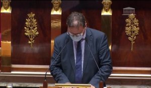 Le député Philippe Gosselin rend hommage à sa collaboratrice parlementaire Brigitte Ferrat, décédée quelques heures auparavant
