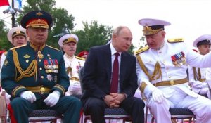 Parade navale en Russie : Vladimir Poutine vante sa puissance militaire
