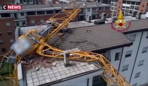 Italie : une grue s'effondre sur un immeuble (vidéo)
