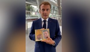 Emmanuel Macron montre une photo de McFly et Carlito pour son message de rentrée