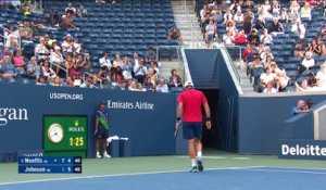 Des coups gagnants, de la bonne humeur : c'était du bon Monfils contre Johnson