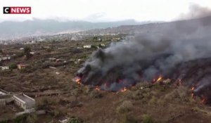 Canaries : le volcan Cumbre Vieja entre en éruption