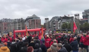 Militants FGTB condamnés : 150 personnes rassemblées à Liège pour protester contre la décision