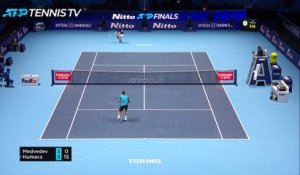 Masters - Medvedev remporte son premier match