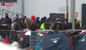 Grande-Synthe : le camp démantelé, les migrants mis à l'abri
