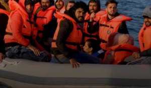 Les kayaks retirés de la vente à Calais pour empêcher la traversée des migrants