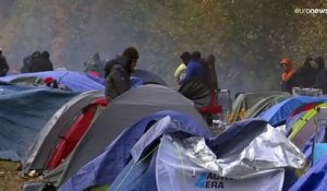 "Je n'ai pas peur de mourir" : témoignages de migrants dans un camp de fortune près de Calais