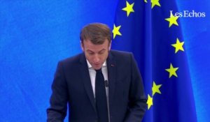 Emmanuel Macron rend hommage à Valéry Giscard d'Estaing au Parlement européen
