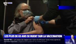 Les plus de 65 ans se ruent dans les centres de vaccination pour recevoir leur dose de rappel
