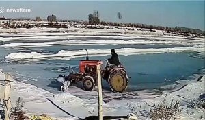 Faire du tracteur sur un lac gelé... risqué