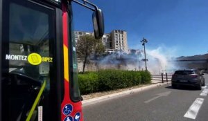 Marseille. Un incendie de végétation en cours dans le quartier de la Joliette (2e)