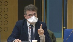 Télémédecine : "Les malades doivent être examinés", martèle Patrick Pelloux