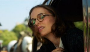 Exclu : Natalie Portman et Lily-Rose Depp se dévoilent dans la bande-annonce de Planétarium
