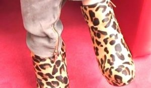 Exclu vidéo : à qui appartiennent ces chaussures léopard ?