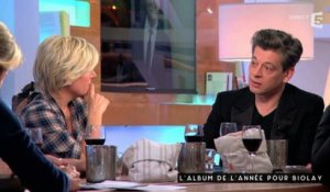 Zapping du 01/12 : Benjamin Biolay tacle le "millionnaire" Laurent Ruquier