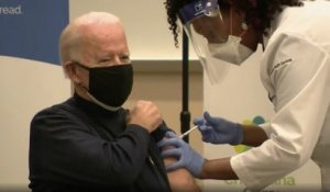 USA : Joe Biden vacciné contre la Covid-19 devant les caméras de télévision