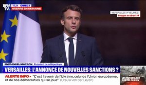 Emmanuel Macron: "Le choix du président Poutine a été de faire revenir la guerre en Europe"