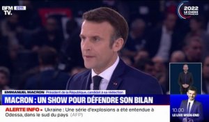 Meeting d'Emmanuel Macron: un show pour défendre son bilan et des clins d'œil aux électeurs de gauche