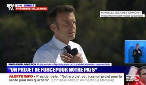 Meeting à Marseille: Emmanuel Macron promet "cinq ans de renouvellement complet"