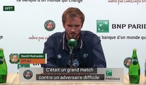 TENNIS : ATP : Roland-Garros - Medvedev : ''Jamais pensé pouvoir réaliser ça sur terre battue''