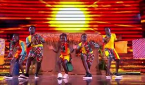 Un groupe d'enfants des rues de Kampala, chanteurs et danseurs, sélectionné pour apparaître ce soir à la télévision britannique, lors de la finale de "Britain's Got Talent"