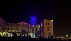 200 drones illuminent le ciel de Marseille