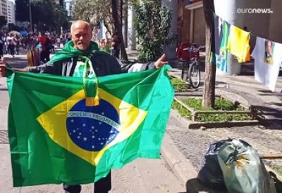 Brésil : Lula et Bolsonaro lancent leur campagne dans des lieux symboliques