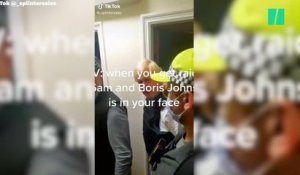 Il se réveille face à la police et Boris Johnson dans son appartement