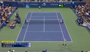 Une balle de match de folie : le tweener-lob de Carreno Busta a écoeuré De Minaur