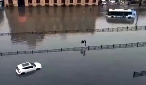 Inondations : elle fait preuve d'un bel équilibre !