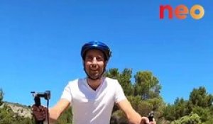 Sur son vélo électrique, Jérôme va à la rencontre des producteurs locaux dans toute la France